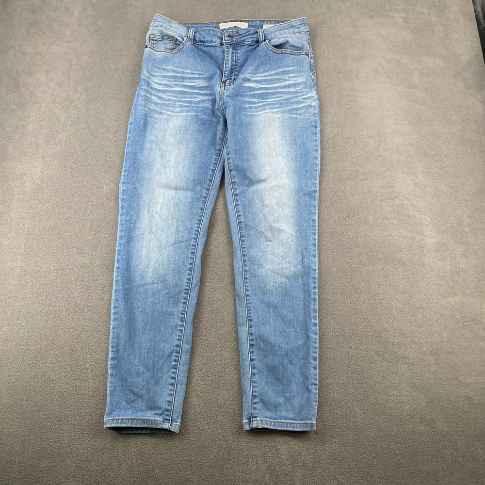 Most Collection Eco-Friendly Blue Light Wash Slim Jeans Size 15/32 MT19002